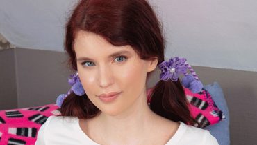 Nora Shares How She Balances a Full-Time Job and Stock Trading