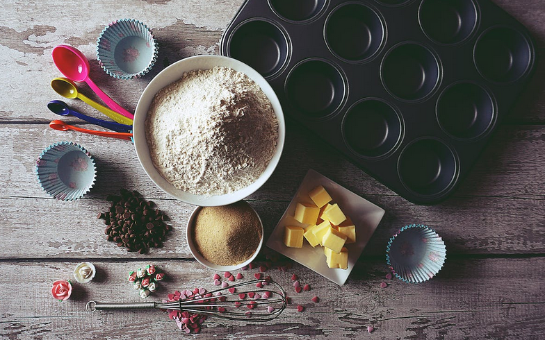 How to measure 3 cups dry ingredients?