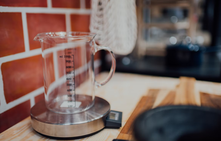 How many cups is 6 oz?