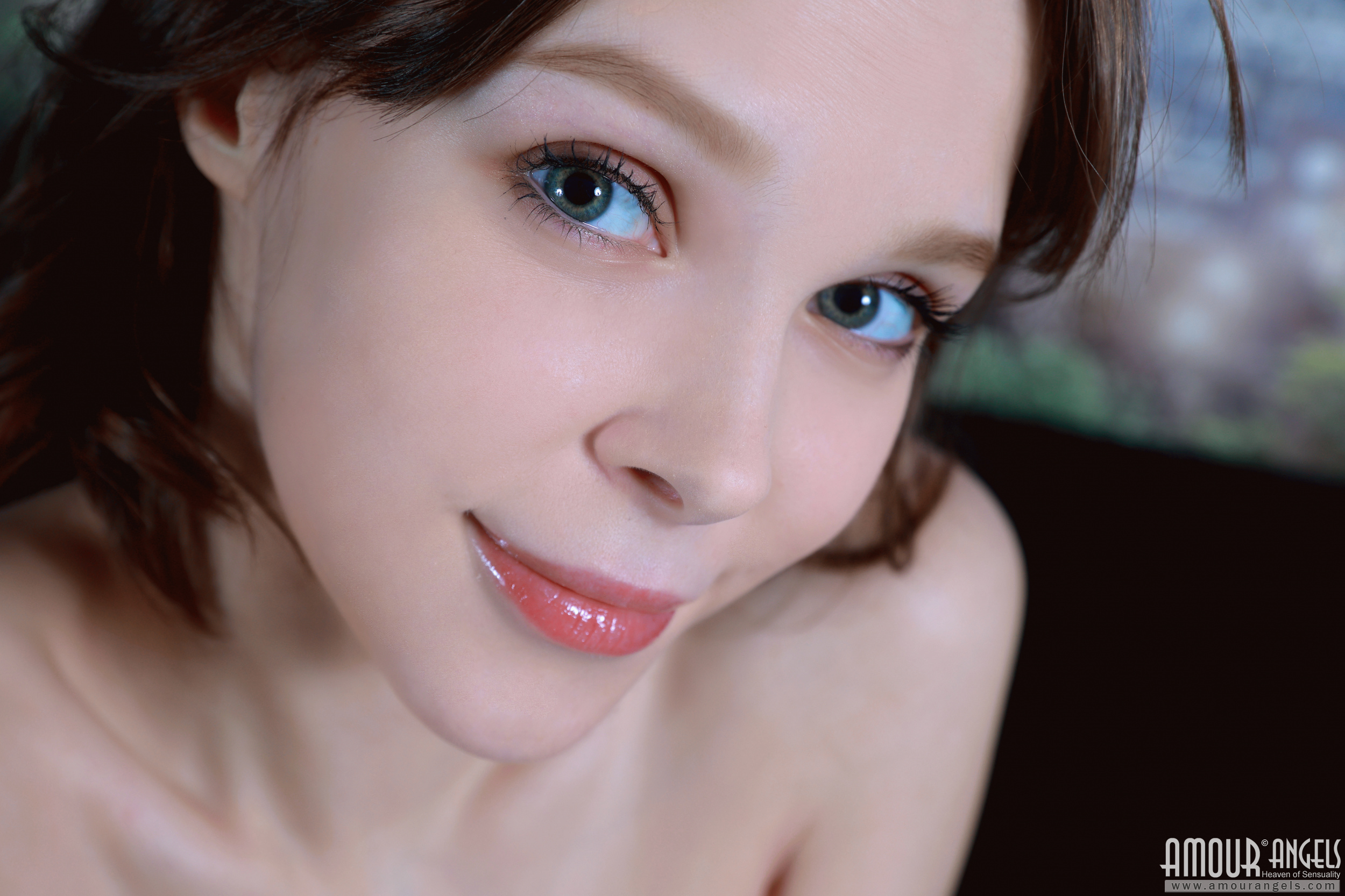 Ruby Allen Shares Her Experience, Gives Guidance on Bedtime Yoga for Stress Relief