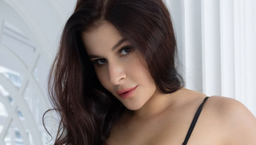 Ruby Thompson shares her experience, gives advice on nighttime vitamins for better rest