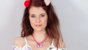 Rachel Bennett Shares Her Experience, Gives Guidance on Therapy for Chronic Stress Recovery